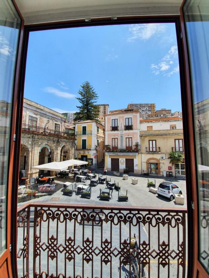 La Meridiana - Centro Storico Di Pizzo Panzió Kültér fotó