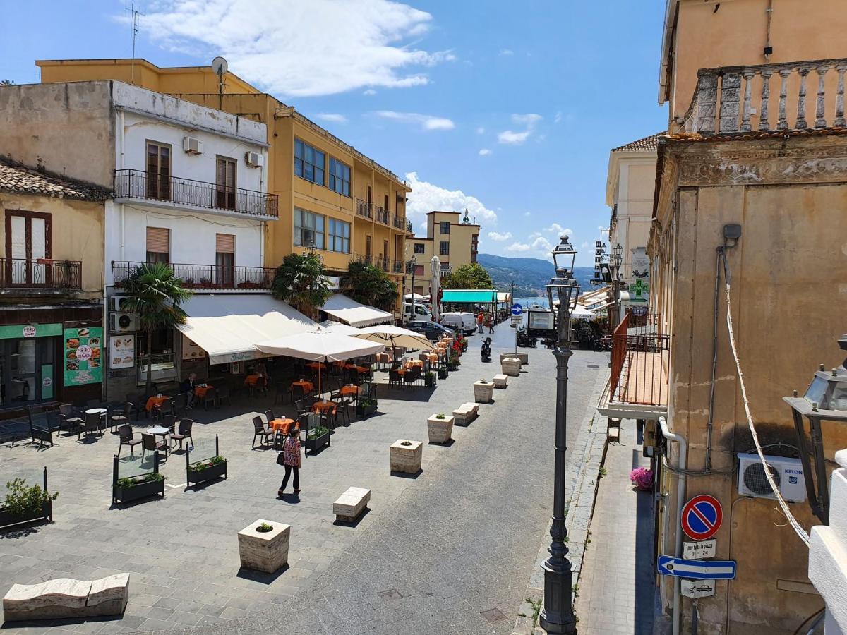 La Meridiana - Centro Storico Di Pizzo Panzió Kültér fotó